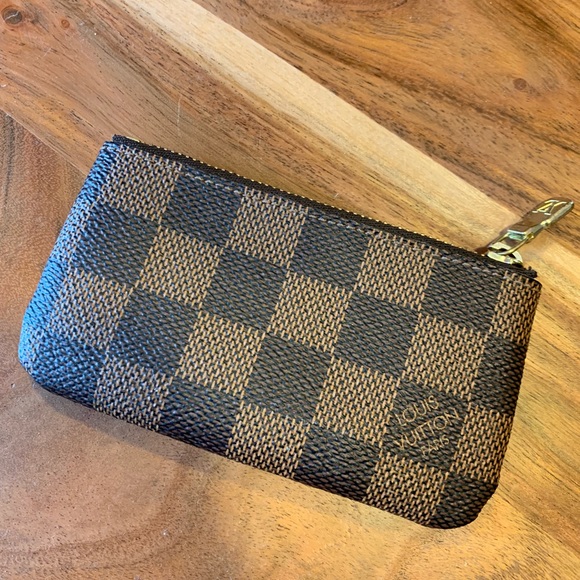 ❌SOLD❌Louis Vuitton Key Cles Damier Ebene Pouch - Picture 2 of 8